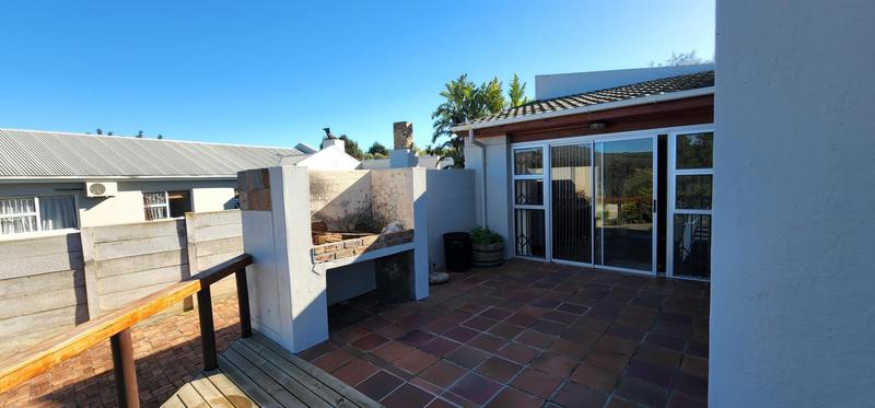 3 Bedroom Property for Sale in Die Wingerd Western Cape